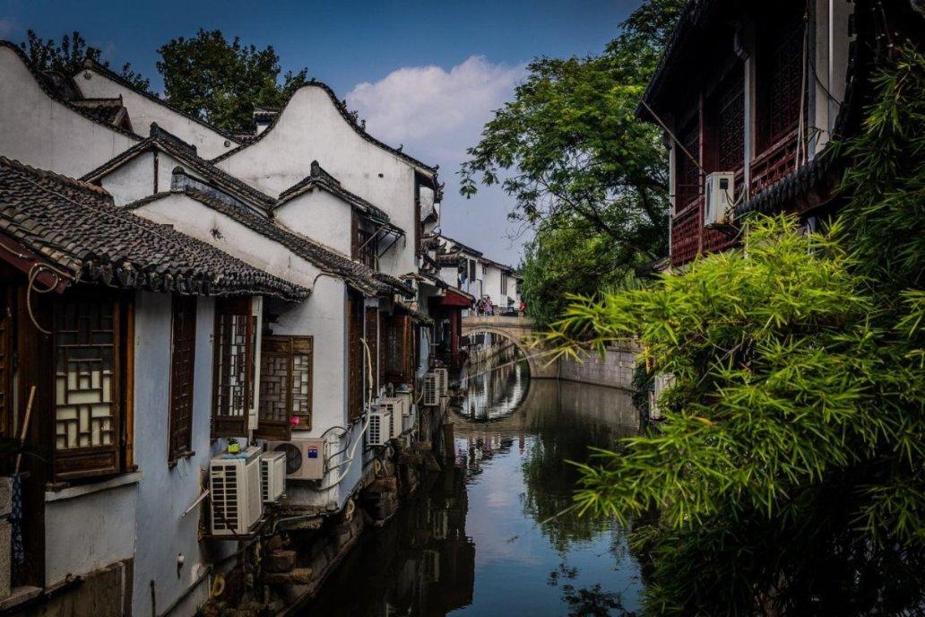 大家都怎么看待办公室恋情游戏画面